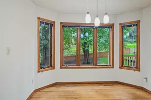 2112 Parkwood Hills Dr NE, Rochester, MN 55906 - Photo 14