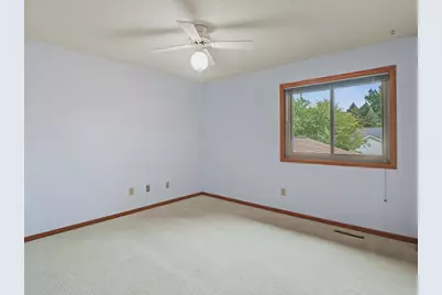 2112 Parkwood Hills Drive NE, Rochester, MN 55906 - Photo 28