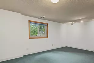 2112 Parkwood Hills Dr NE, Rochester, MN 55906 - Photo 30