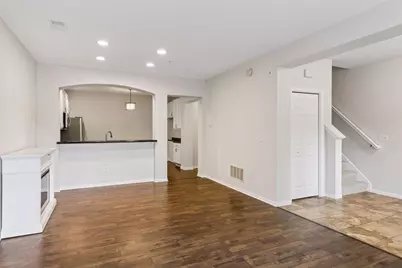 6090 W 16th Street #913, Saint Louis Park, MN 55416 - Photo 4