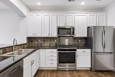 6090 W 16th Street #913, Saint Louis Park, MN 55416 - Photo 8