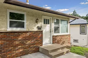 1015 43 1/2 Ave NE, Columbia Heights, MN 55421 - Photo 4