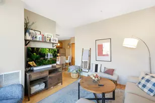 15 E Franklin Ave, Minneapolis, MN 55404 - Photo 8