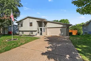 7317 Inwood Ave S, Cottage Grove, MN 55016 - Photo 2