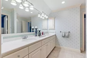 3672 Landings Dr, Chanhassen, MN 55331 - Photo 36
