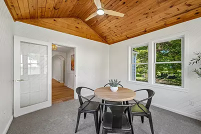 625 Bear Avenue N, Vadnais Heights, MN 55127 - Photo 16