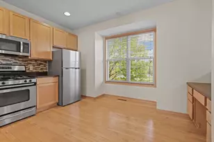 554 Huset Parkway NE, Columbia Heights, MN 55421 - Photo 8