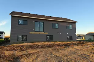 2219 Elk Run Dr SE, Pine Island, MN 55963 - Photo 18