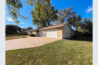1181 Laurie Road W, Roseville, MN 55113 - Photo 6