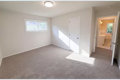 1181 Laurie Road W, Roseville, MN 55113 - Photo 4