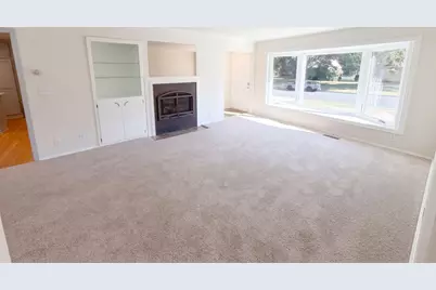 1181 Laurie Road W, Roseville, MN 55113 - Photo 30