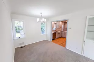 1181 Laurie Rd W, Roseville, MN 55113 - Photo 32