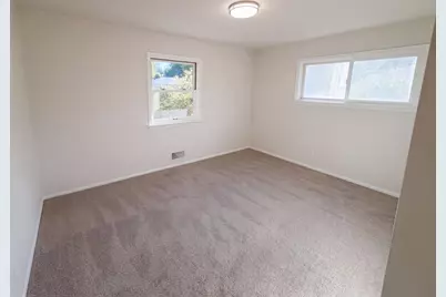 1181 Laurie Road W, Roseville, MN 55113 - Photo 20