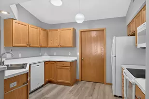 9254 Prairieview Trail N, Champlin, MN 55316 - Photo 14