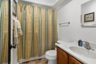 63 Iowa Ave W, Saint Paul, MN 55117 - Photo 8