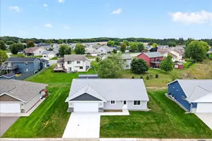 425 4th Ave SE, Saint Joseph, MN 56374 - Photo 2
