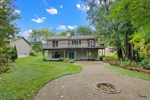 6933 Magda Dr, Maple Grove, MN 55369 - Photo 4