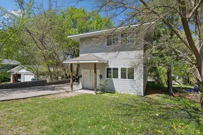 211 Belvidere Street E, Saint Paul, MN 55107 - Photo 2