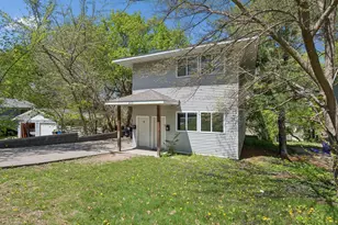 211 Belvidere St E, Saint Paul, MN 55107 - Photo 2