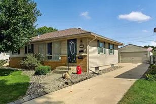 2528 11th Ave NW, Rochester, MN 55901 - Photo 1