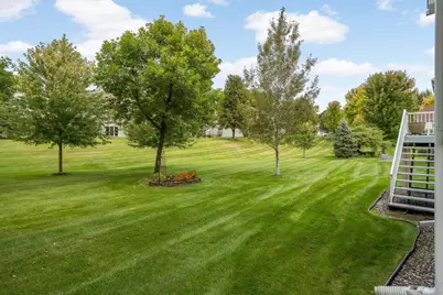 18519 Farmstead Circle, Eden Prairie, MN 55347 - Photo 36