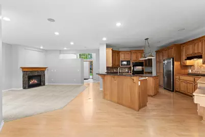 8915 Umbria Place N, Maple Grove, MN 55311 - Photo 2