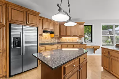 8915 Umbria Place N, Maple Grove, MN 55311 - Photo 6