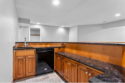 8915 Umbria Place N, Maple Grove, MN 55311 - Photo 36