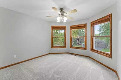 8915 Umbria Place N, Maple Grove, MN 55311 - Photo 28