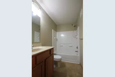 11040 Fergus Street NE #E, Blaine, MN 55449 - Photo 20