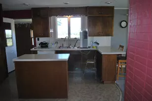 911 Lake Aires Rd, Fairmont, MN 56031 - Photo 12