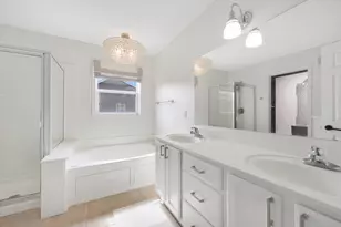 6997 Edington Cir, Shakopee, MN 55379 - Photo 16