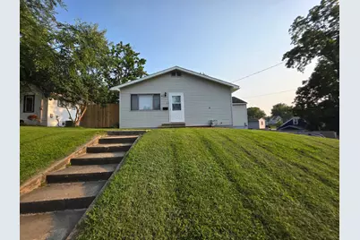610 Sheridan Street, Albert Lea, MN 56007 - Photo 1