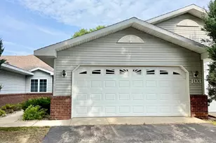 103 Raven Ct, Mankato, MN 56001 - Photo 2