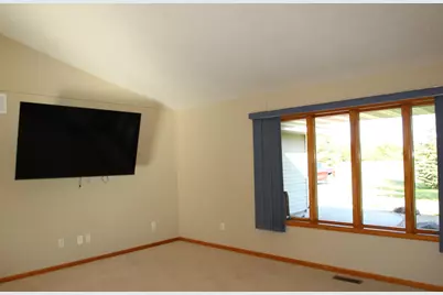 12221 85th Avenue, Milaca, MN 56353 - Photo 4
