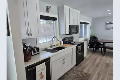 742 Shorewood Drive, Detroit Lakes, MN 56501 - Photo 6