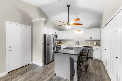 3290 Greenbrier Street #3290C, Vadnais Heights, MN 55127 - Photo 12