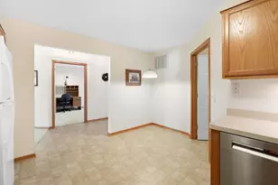17471 Deerfield Dr SE, Prior Lake, MN 55372 - Photo 12