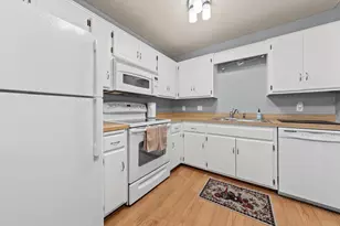 14872 Embry Path, Apple Valley, MN 55124 - Photo 12