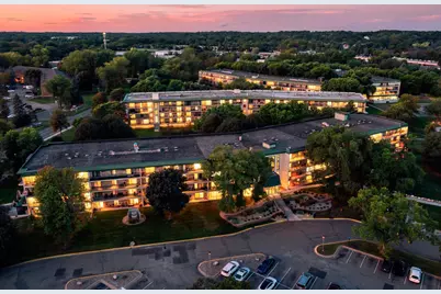 10501 Cedar Lake Road #512, Minnetonka, MN 55305 - Photo 1