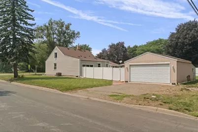 8841 Nicollet Avenue S, Bloomington, MN 55420 - Photo 16