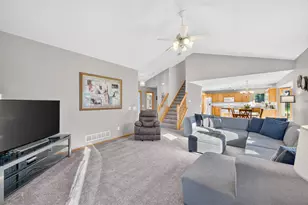20365 Eidelweiss St NW, Oak Grove, MN 55011 - Photo 10