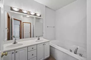 3896 Darling Dr, Woodbury, MN 55125 - Photo 16