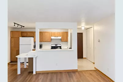 2630 Pleasant Avenue S #206, Minneapolis, MN 55408 - Photo 4