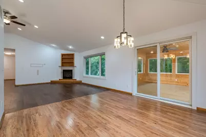 102 Loraine Drive, Lake Crystal, MN 56055 - Photo 10