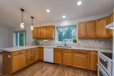 102 Loraine Drive, Lake Crystal, MN 56055 - Photo 14