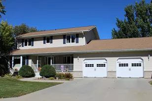 1709 Little John Ct, Thief River Falls, MN 56701 - Photo 1