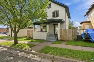 5708 Wadena St, Duluth, MN 55807 - Photo 1