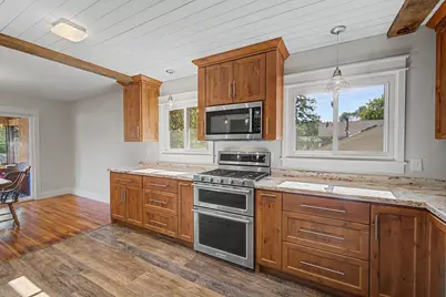 10496 Thrush Street NW, Coon Rapids, MN 55433 - Photo 6