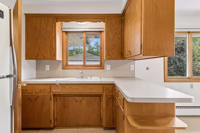 202 Ash Street W, South Saint Paul, MN 55075 - Photo 20
